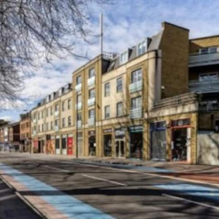 Centrally Located Flat - Battersea Park Road Londra Esterno foto