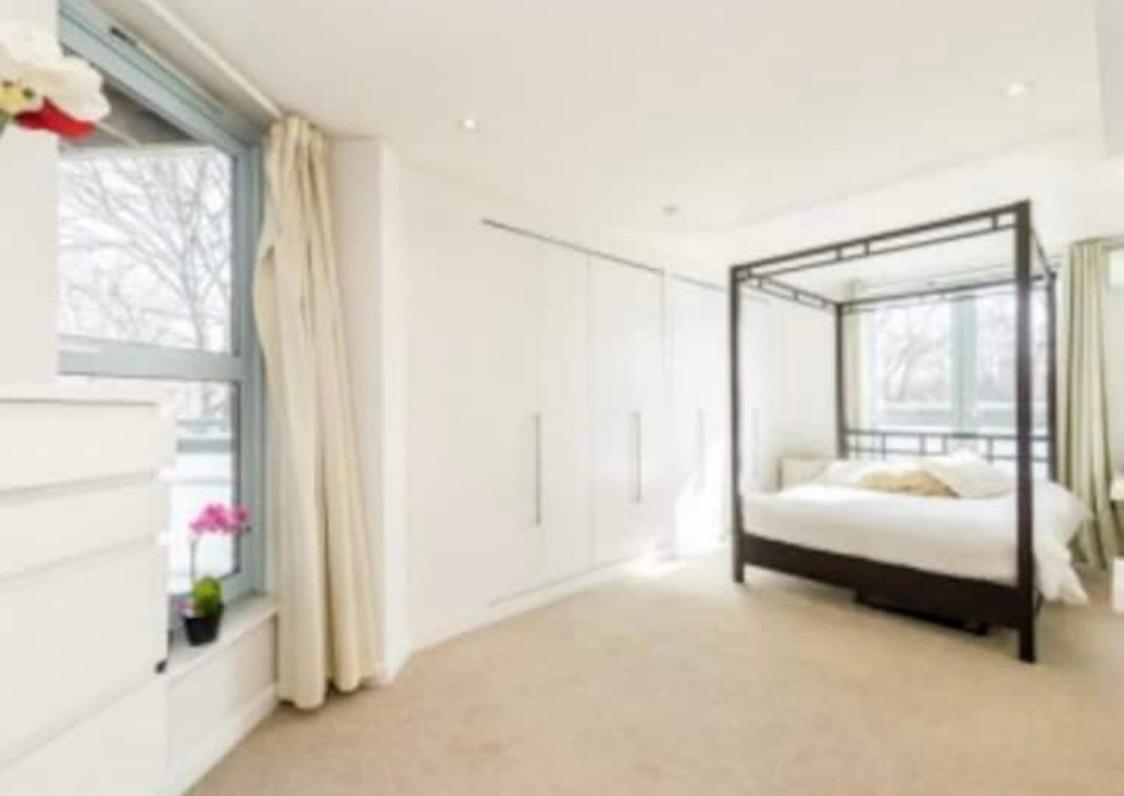 Centrally Located Flat - Battersea Park Road Londra Esterno foto